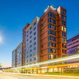 4* Apartahotel Roomzzz Leeds West
